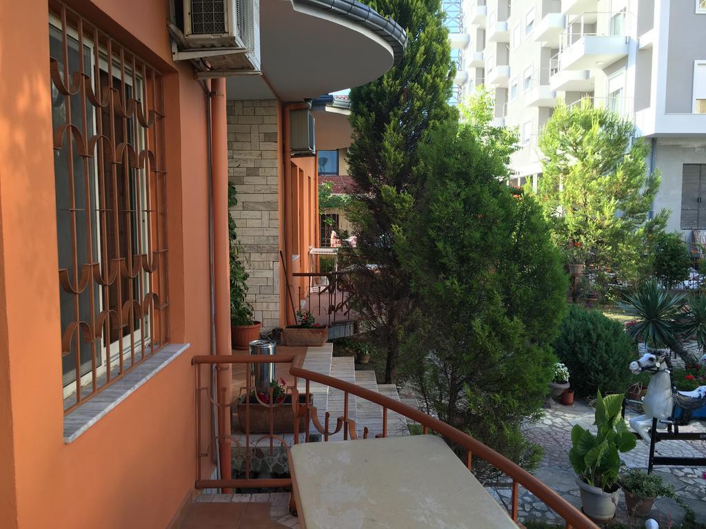 Guroal Holiday House Shëngjin Exteriör bild