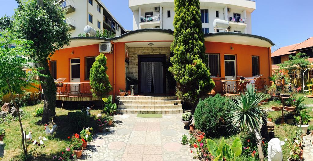 Guroal Holiday House Shëngjin Exteriör bild